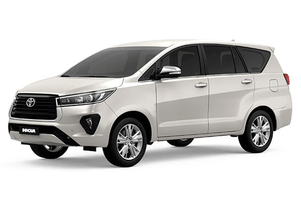 Toyota Innova HyCross – Top 5 interior highlights - CarWale