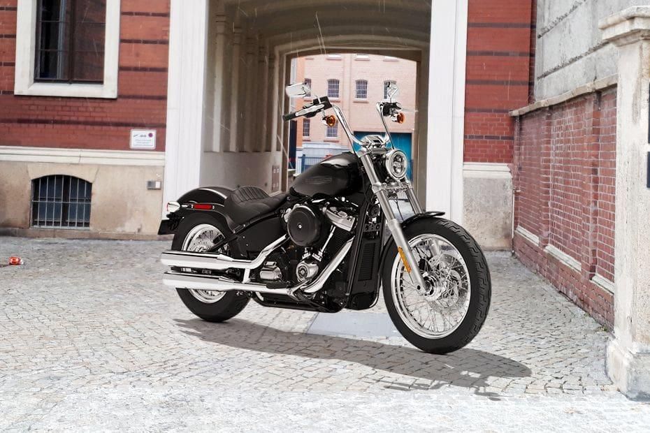 Harley-Davidson Softail Slim Public Exterior 001