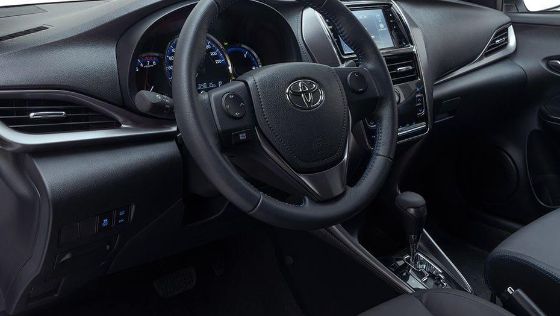 Toyota Yaris Public Interior 004