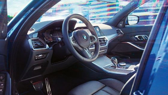 BMW 3 Series Sedan Public Interior 001