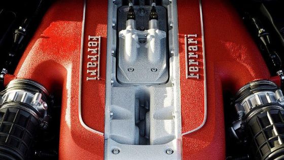Ferrari 812 Superfast Public Interior 001