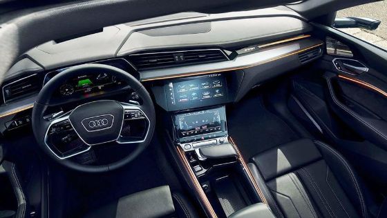 Audi E-Tron Public Interior 007