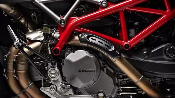 Ducati Hypermotard 950 Public Exterior 004
