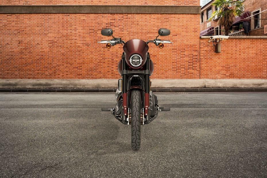 Harley-Davidson Low Rider Public Exterior 003