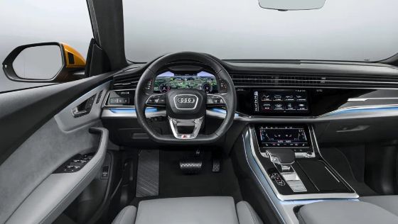 Audi Q8 Public Interior 002
