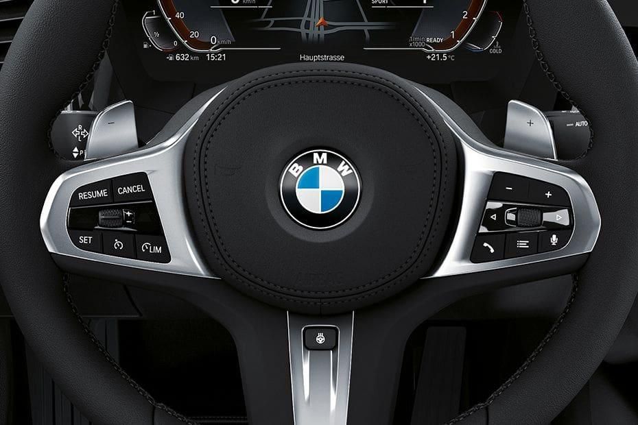 BMW Z4 Public Interior 004