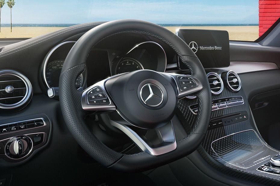 Mercedes-Benz GLC-Class Public Interior 002