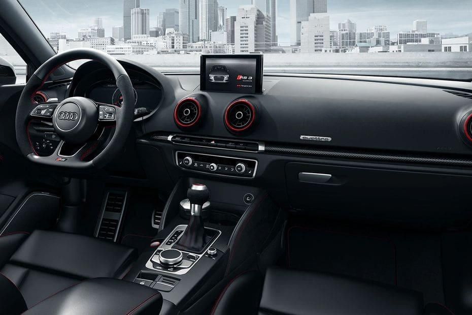 Audi RS 3 Sedan Public Interior 002