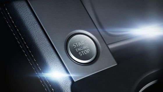 Audi A4 Sedan Public Interior 001