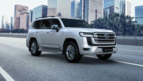 New 2021 Toyota Land Cruiser LC300 ZX Price in Philippines, Colors, Specifications, Fuel Consumption, Interior and User Reviews | Autofun