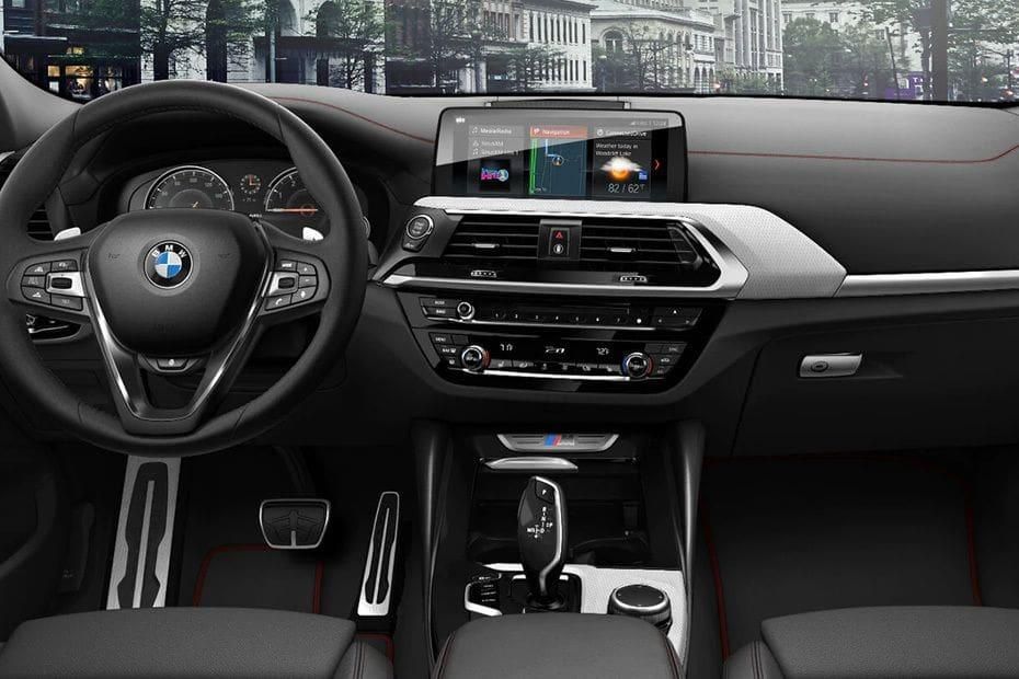 BMW X4 Public Interior 001