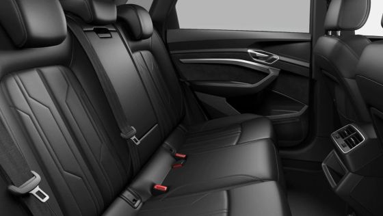 Audi E-Tron Standard 2023 Interior 009