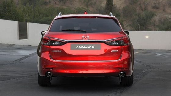 Mazda 6 Wagon Public Exterior 006