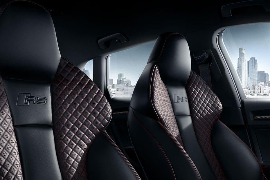 Audi RS 3 Sedan Public Interior 003