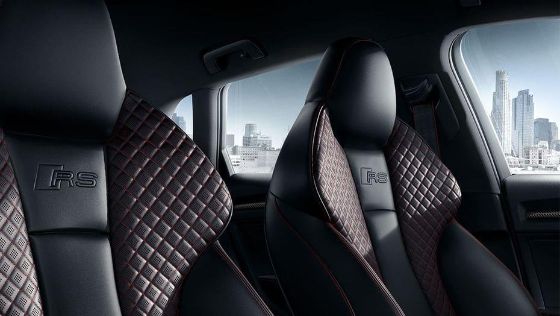 Audi RS 3 Sedan Public Interior 003