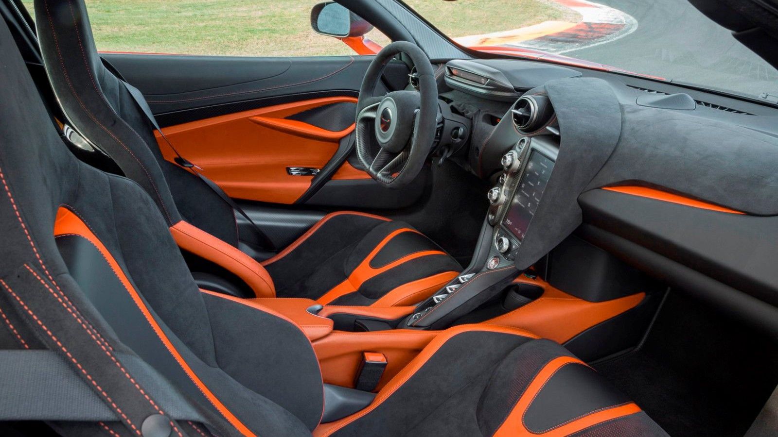 McLaren 720S Coupe 2023 Interior 003