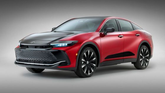 Toyota Crown SportCross Upcoming 2023 Exterior 007
