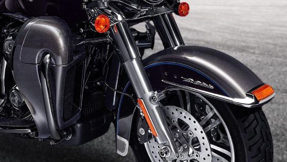 Harley-Davidson TRI Glide Ultra Public Exterior 009