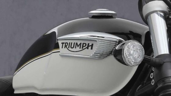 Triumph Bonneville Speedmaster Public Exterior 003