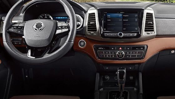 Ssangyong Musso Public Interior 001