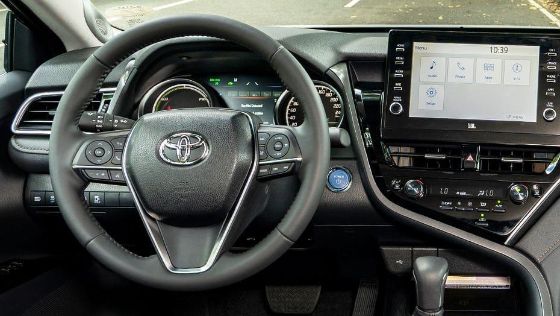 Toyota Camry Public Interior 002