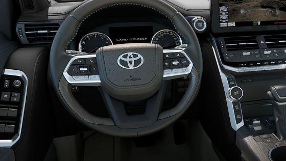 Toyota Land Cruiser LC300 Public Interior 002