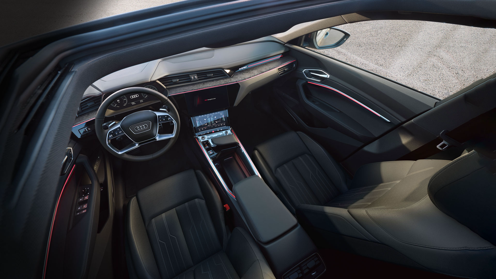Audi Q8 e-tron 50 Quattro 2023 Interior 001