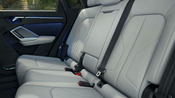 Audi Q3 2020 Public Interior 009