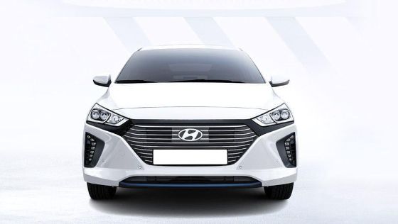 Hyundai Ioniq Hybrid Public Exterior 002