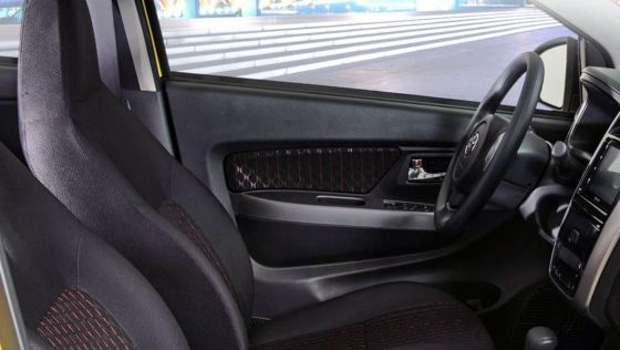 Toyota Wigo 1.0 E CVT 2024 Interior 002