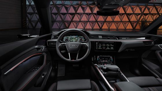 Audi Q8 e-tron 2023 Interior 001
