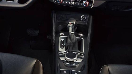 Audi Q2 Public Interior 015
