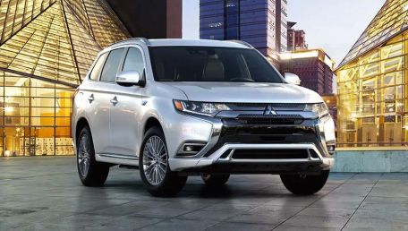 New 2021 Mitsubishi Outlander PHEV 2.4L Price in Philippines, Colors, Specifications, Fuel Consumption, Interior and User Reviews | Autofun