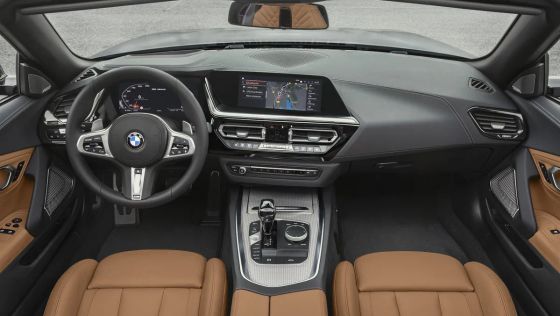 BMW Z4 Public Interior 008