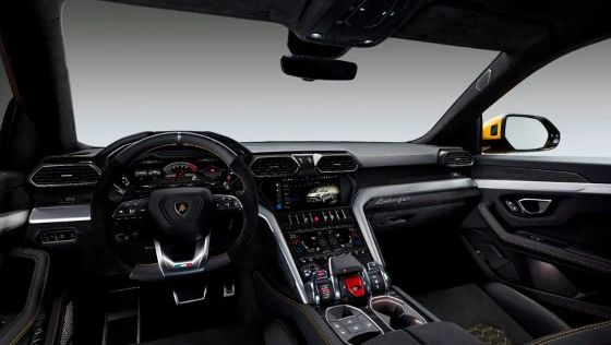Lamborghini Urus Public Interior 023