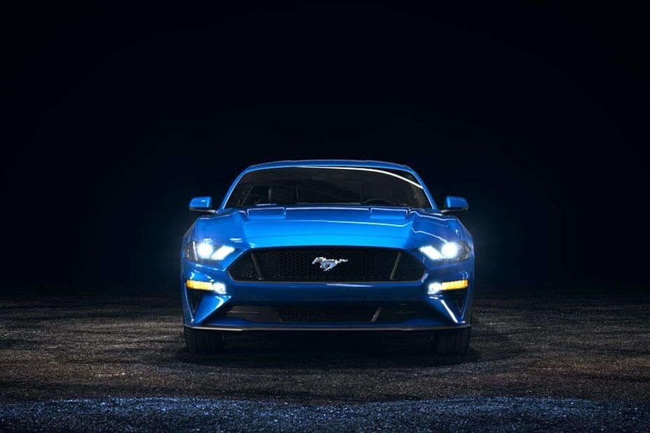 Ford Mustang Public Exterior 003