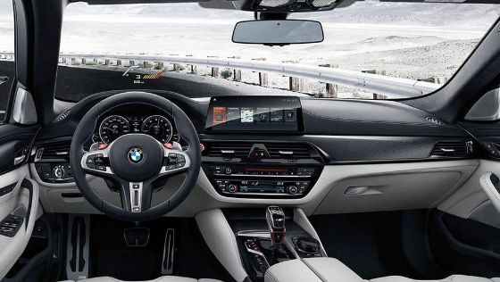 BMW M5 Sedan Competition Public Interior 002