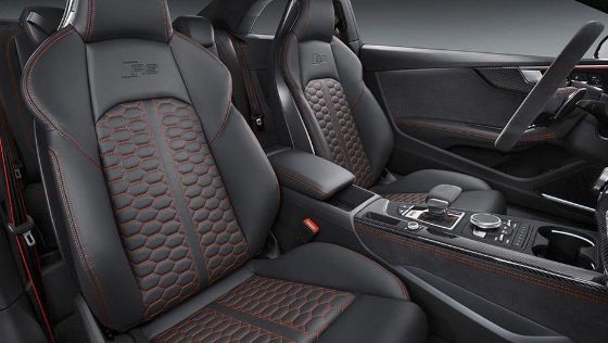 Audi RS5 Coupe Public Interior 008