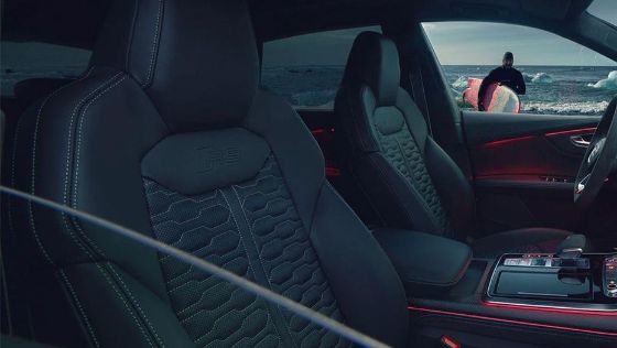 Audi RS Q8 Public Interior 003
