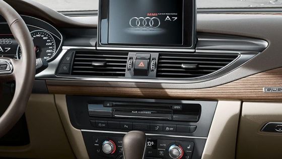 Audi A7 Sportback Public Interior 002