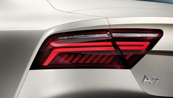 Audi A7 Sportback Public Exterior 007