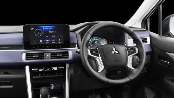 Mitsubishi Xpander Cross 1.5L 2WD AT 2023 Interior 006