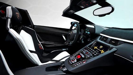 Lamborghini Aventador Public Interior 012