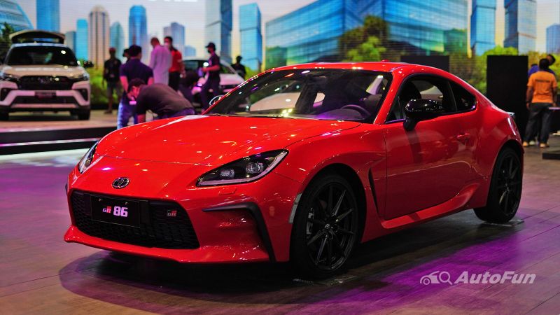 5 Eye-catching Show Pieces at the 8th Philippine International Motor Show 02
